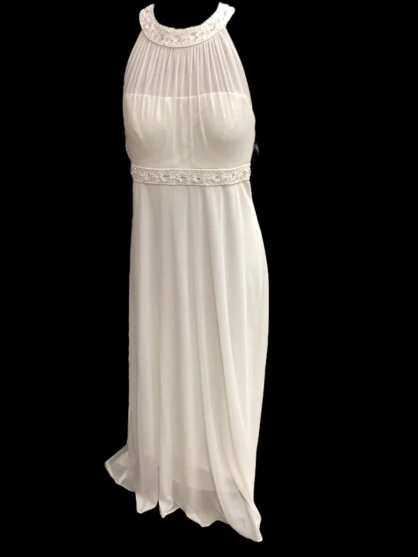 Price Buster White Dress Party Long Clothes Mentor, Size 14