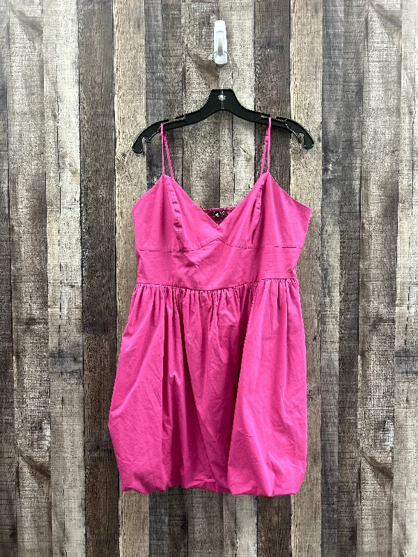 Deep Discounts Pink Dress Party Short Express, Size L