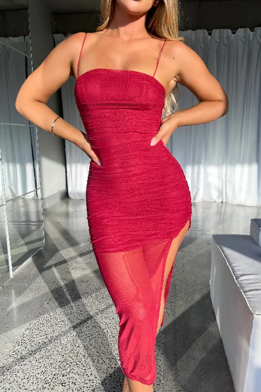 Clearance Sale EVOLUTION DRESS - MAROON