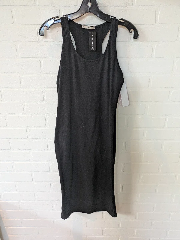 Markdown Madness Black Dress Casual Short Active Basic, Size L