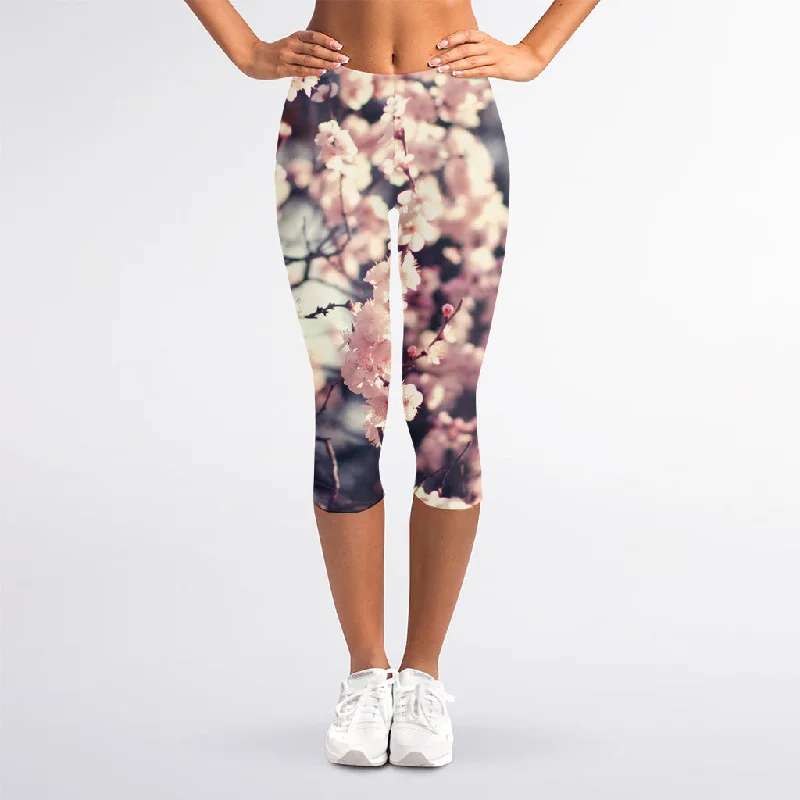 Bargain Prices Sakura Cherry Blossom Print Women's Capri Leggings